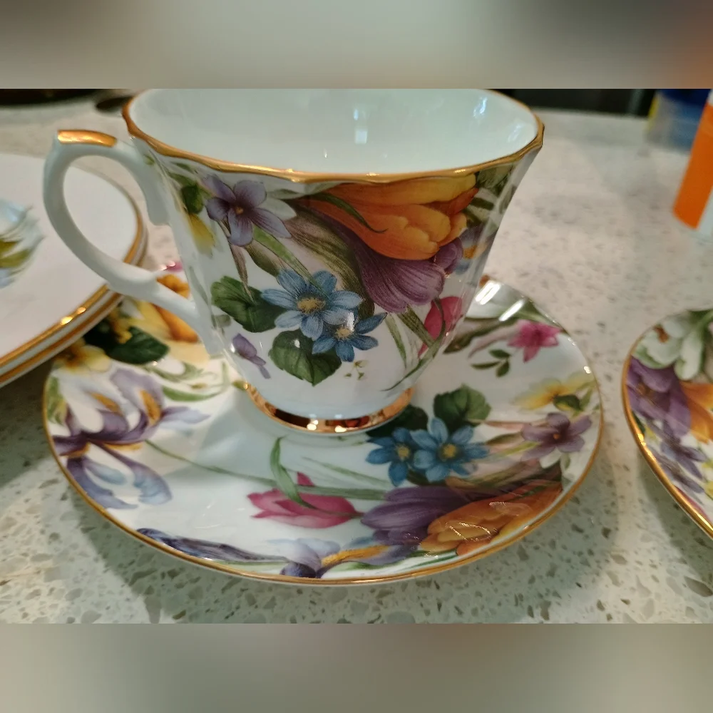 Vintage Floral Tea Cups, Saucers And Appetizer Plates